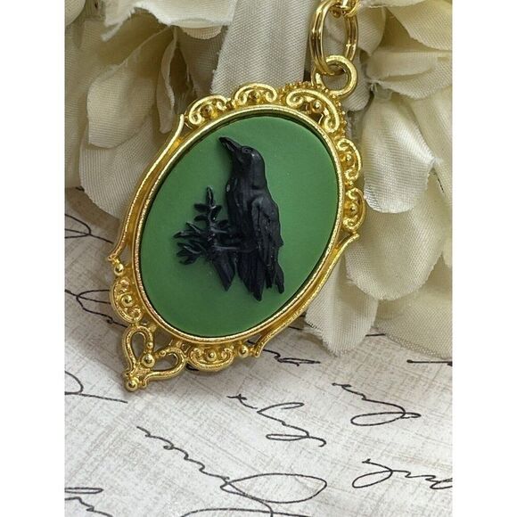 Gold Green Raven Gothic Crow Heart Wedding Party Jewelry Prom  necklace Cameo - Picture 4 of 8